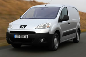 Peugeot Partner S L1 1.6 HDi 92 BHP 850kg in White with Bulkhead, Side Door, Electric Windows and Mirrors and Central Locking
